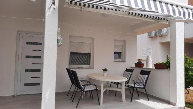Apartmani Popovic Nin Exterior photo