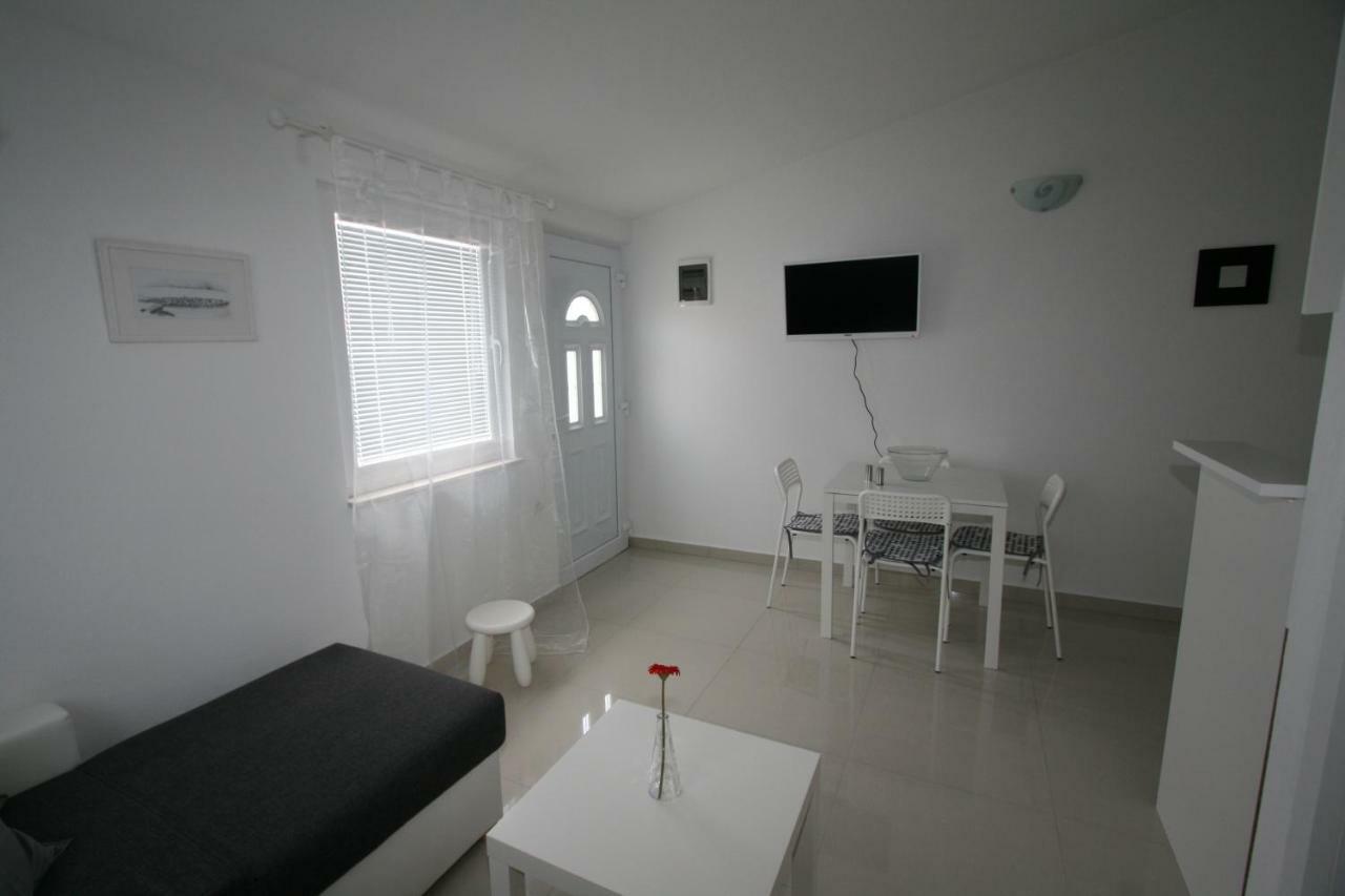 Apartmani Popovic Nin Exterior photo